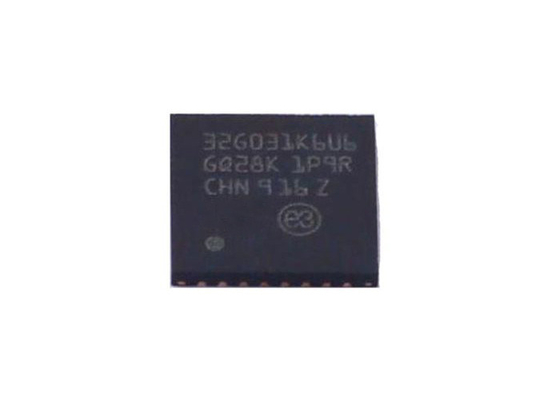 マイクロ制御回路MCU STM32G031K6U6腕のマイクロ制御回路IC 32-UFQFN表面の台紙