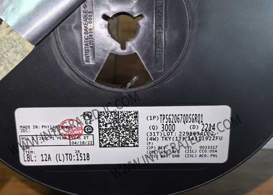 統合回路チップ TPS62067QDSGRQ1 3MHz 2A 自動車ステップダウン変換器