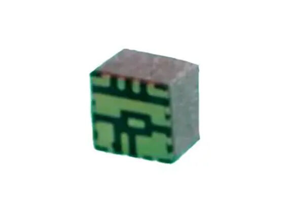 TPSM81033VCDR統合回路チップ 5.5V 2A 2.4MHz 同期ブースト電源モジュール