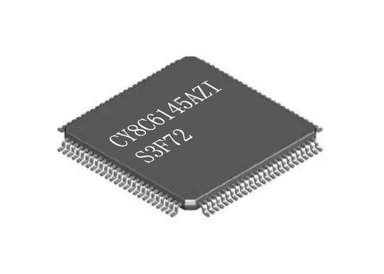 二重CPUのマイクロ制御回路IC CY8C6145AZI-S3F72表面の台紙LQFP100の低い電力
