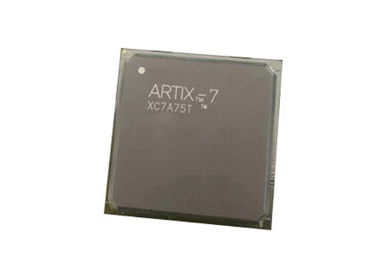 システム内プログラム可能なゲート・アレーXC7A75T-1FTG256I 256-LBGA集積回路の破片