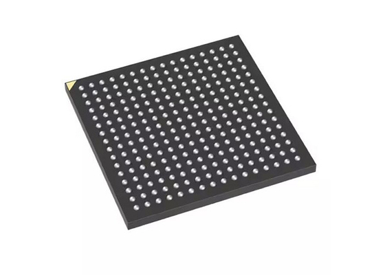 MachXO3システム内プログラム可能なゲート・アレーLCMXO3L-6900C-6BG256C集積回路の破片
