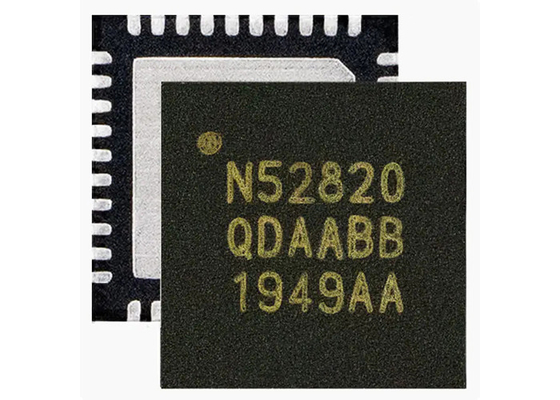2.4GHz 40-VFQFN BT IC NRF52820-QDAA-R7 RFのトランシーバーICの表面の台紙