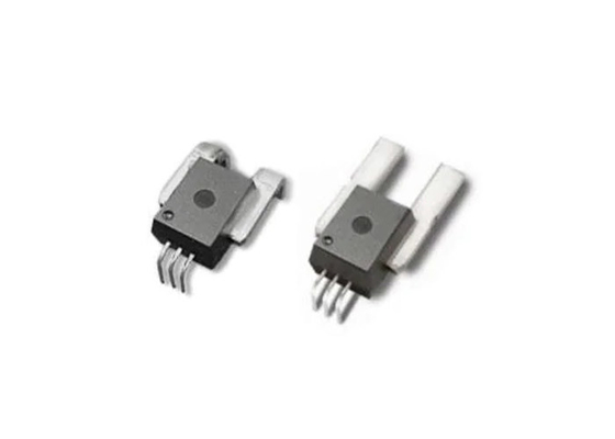 ACS773LCB-100B-SMT-Tは200のkHzの帯域幅、ガルバニックに現在のセンサーICを隔離した
