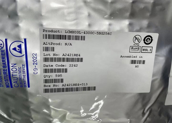 フィールドプログラム可能なゲート配列 LCMXO3L-4300C-5BG256C 4320LUTs マックXO3 プログラム可能な論理IC CSFBGA-256