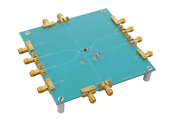 MAX40027EVKIT 組み込みソリューション MAX40027 - デュアルリニアコンパレータ評価ボード