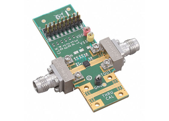 ADRF5731-EVALZ 埋め込みソリューション 4 ビット 100MHz から 40GHz シリコンデジタル減速器評価ボード