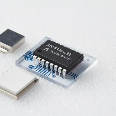 ADN8834ACBZ 集積回路チップ 1.5A 出力電流TECコントローラ 熱電冷却器制御用 2.7V~5.5V電源電圧